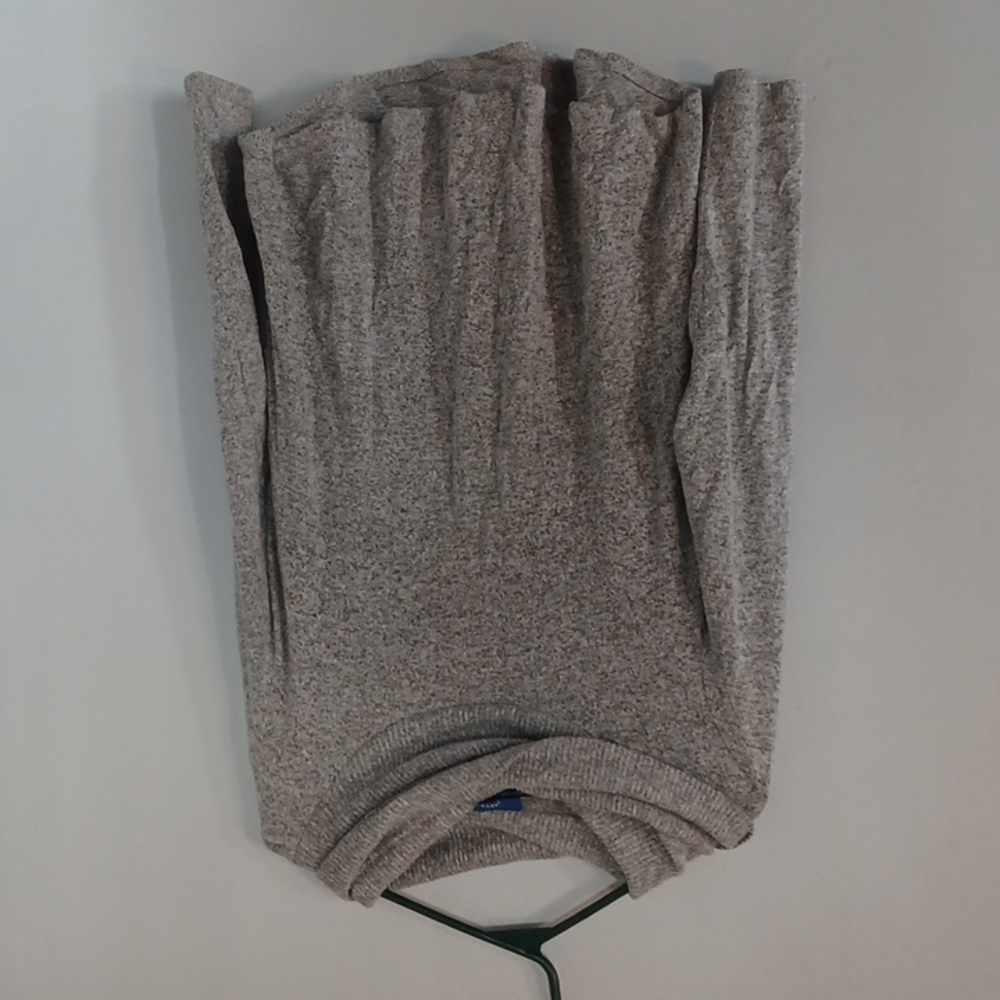 Womens medium gray sweater